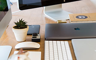 开云官网-林良锋：双标袒护索尔斯克亚，曼联名宿昧不昧良心？